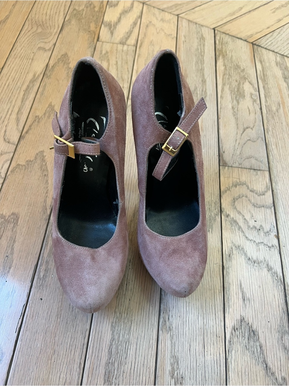 Brand new Women's Suede Mary Jane Pumps in Dusty Mauve. Made in Italy